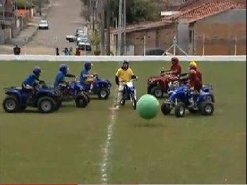 Futebol motorizado é a nova invenção dos habitantes de Piracaia -  Piracaia Mais 